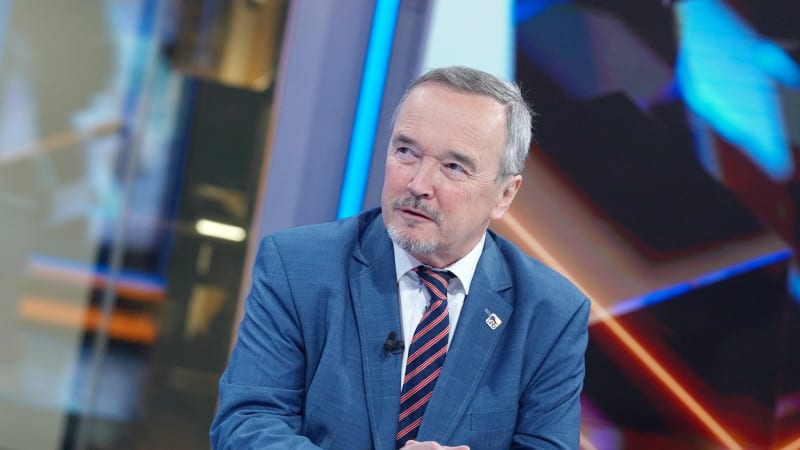 Kobza po deseti letech končí v SPD. Zmínil programové neshody i Šichtařovou