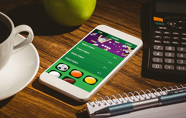 Nebezpečný online hazard. Sázkové hry ohrožují i matky a děti