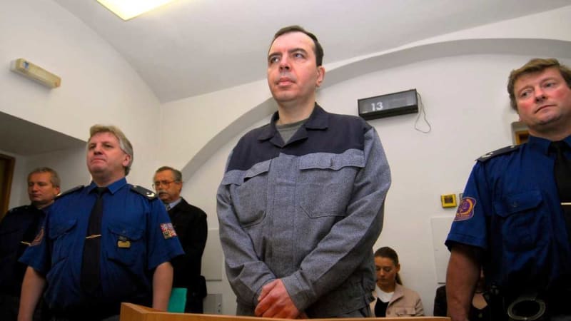 Nejdéle vězněný Čech míří na svobodu. Vocáska propustil soud po 38 letech za mřížemi