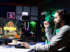 Saudské peníze a dluhy za 20 miliard: Nový příběh Electronic Arts