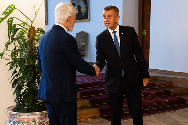 Prezident Pavel zhodnotí výsledek prvních povolebních jednání o nové vládě