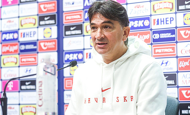 Jubileum, potíž s brankářem i úleva kvůli Schickovi. Dalič vyhlíží zápas v Česku