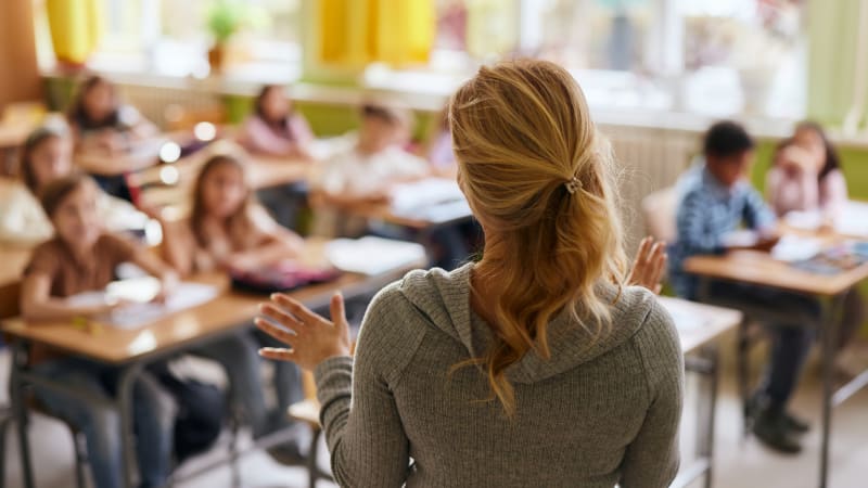 Tragédie před očima dětí: V Prostějově zemřela při výuce oblíbená učitelka