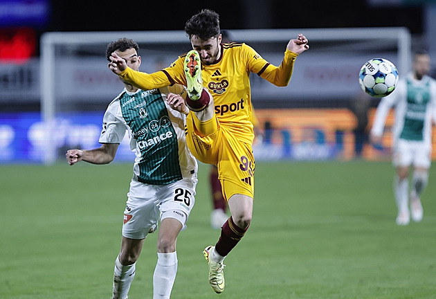 NEJ Z LIGY: Střelci, co s vámi bylo? Konec unikátní série Slavie či nerozehraný sudí