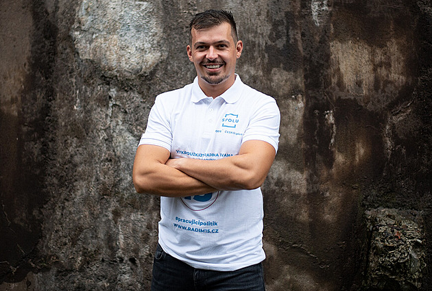 V ODS bují strejcokracie, musíme vyrazit za lidmi, burcuje kandidát na šéfa strany