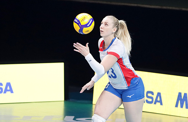 Olymp se sklonil. Pražské volejbalové derby hravě vyhrály Lvice