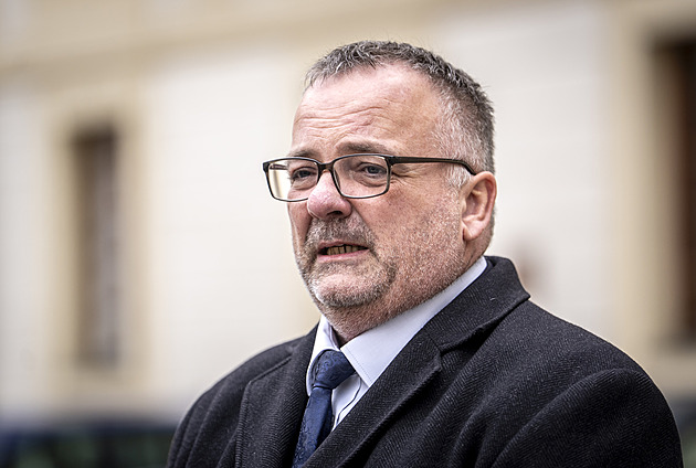 Nový ministr dopravy Bednárik zvažuje zavedení plošného mýta pro kamiony