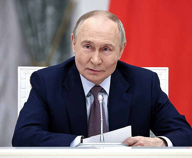 Putin poslal novoroční přání zahraničním lídrům. Ficovi a dalším „vyvoleným“