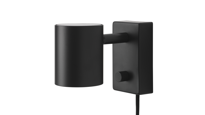 IKEA stahuje z prodeje nástěnné lampy, hrozí úraz elektrickým proudem. Kde je můžete vrátit?