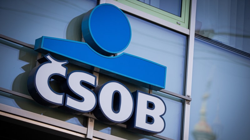 Dvě velké banky čeká odstávka. Několik hodin nebudou fungovat oblíbené služby