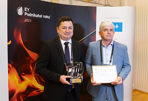 Krajský podnikatel roku vyrábí kabely a elektroniku pro Boeing či Airbus