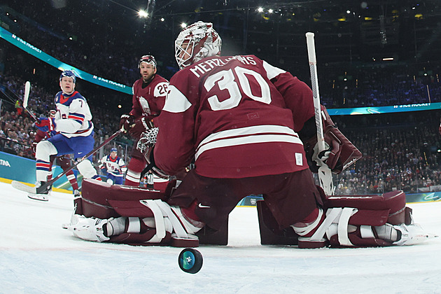 ONLINE: Lotyši bojují o první výhru proti Německu, pak hrají Američané s Dány