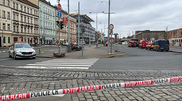 U Smíchovského nádraží unikl plyn, plynaři prověřují metro i vlaková nástupiště