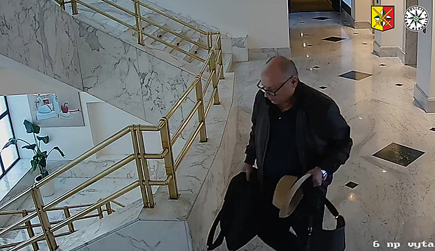 Hotelový fantom krade z pokojů peníze i elektroniku. Řádí hlavně ve dvou městech