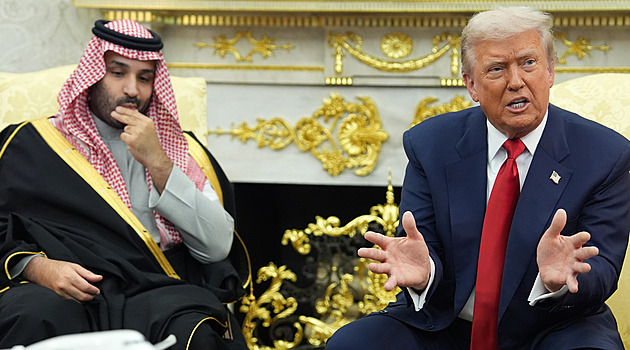 Trumpův saúdský našeptavač. Vlivný princ a jiní vládci v Zálivu zvažují vstup do války