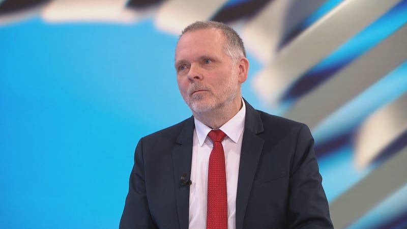 Korecký: Vláda dává Rakušanovi sežrat dluhy z minulosti. Stal se symbolem korupce a cenzury