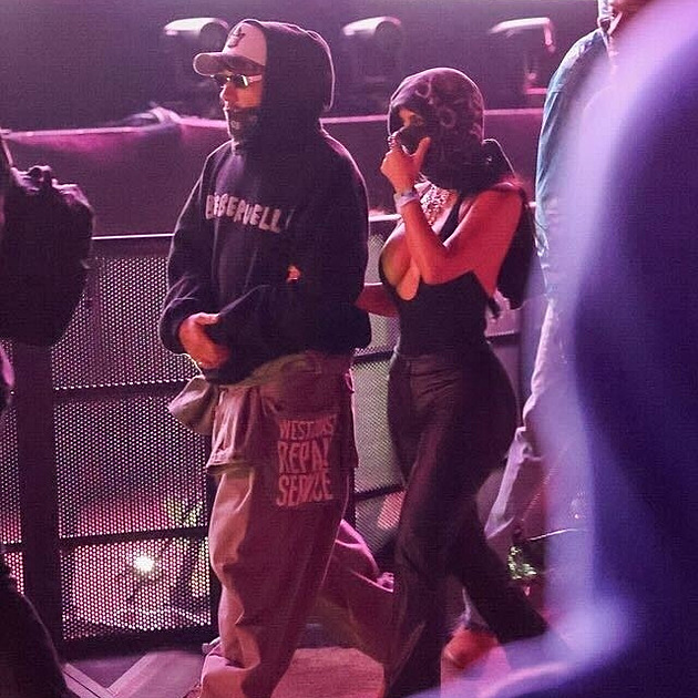 Hamilton vyrazil na Coachellu. Fanoušci si ho spletli se známým zpěvákem