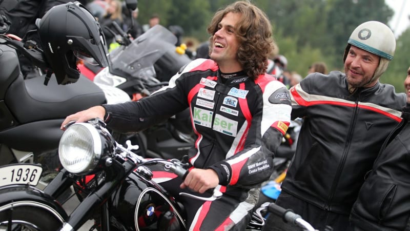 Tragédie na závodě superbiků: Zemřel český jezdec Holán. Odešla legenda, smutní kolegové