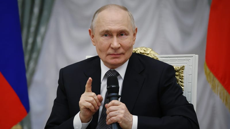 Putin pod palbou? U Petrohradu byly hlášeny drony. Ve městě má vystoupit ruský prezident