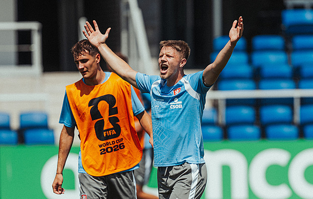 Do základu Hložka i Schicka, přejí si proti JAR čtenáři. Nechtějí Součka ani Hranáče