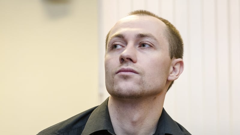 Myslivec z Pardubic osmkrát bodl partnerku. Dorazil ji výstřelem, pak se účastnil pátrání