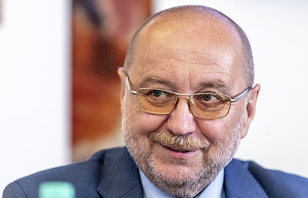 Změna v čele civilní rozvědky. Posoldu nahradí diplomat Toman