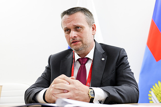 Narušit civilní lety nedovolíme, reaguje Rusko na Zelenského „uzavřené nebe“