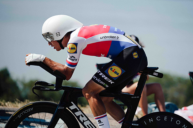 Vacek drtivě ovládl časovku na ZLM Tour, poveze dres lídra celkového pořadí