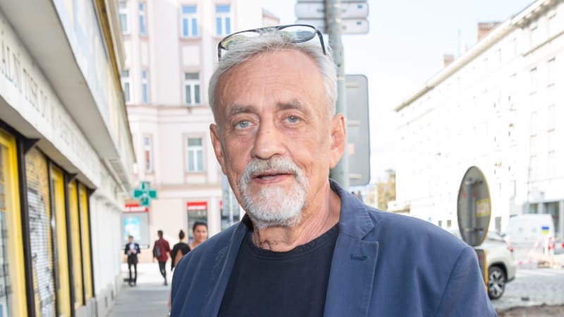 Nenápadný chlap, který toho hodně dokázal. Osobnosti vzpomínají na Tesaříka, co vzkázal Hejma?