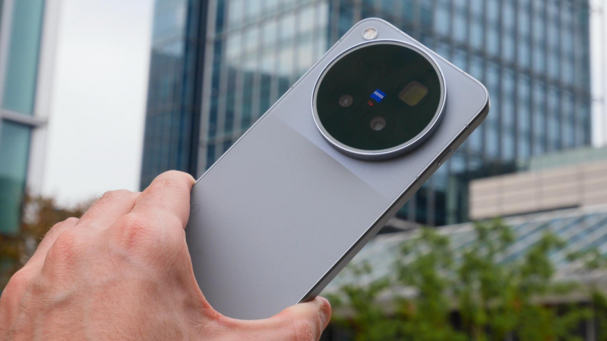 V Číně jsme vyzkoušeli Vivo X500 Pro Max: láká na pohádkovou (foto)výbavu