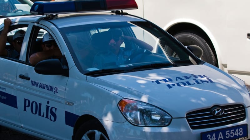 Vážná nehoda v Turecku: Havaroval minibus s turisty, mezi zraněnými je Češka