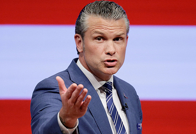 Americká armáda propustí 20 procent generálů, vrátí se ke spolupráci s Muskem