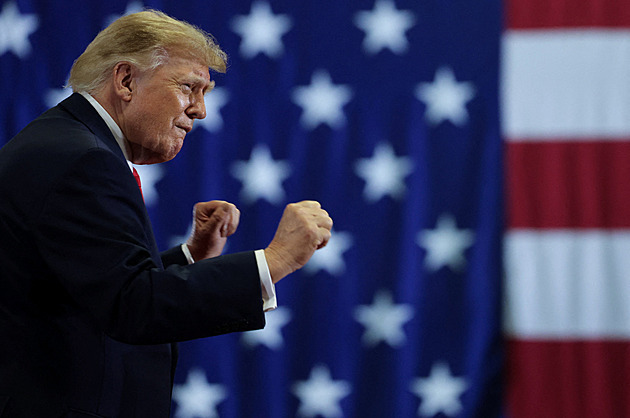 „Předstírejte, že kandiduji.“ Trump zahájil kampaň před volbami do Kongresu