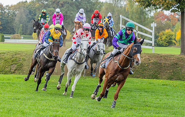 Velká pardubická 2026: Program, startovní listina, vstupenky, kde sledovat