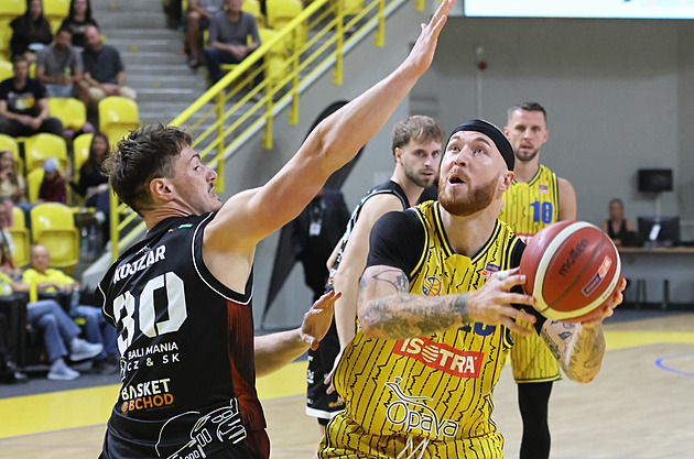 Pořád jsme nenašli polohu, říká Puršl. Věří, že boje v Evropě Opavu posunou