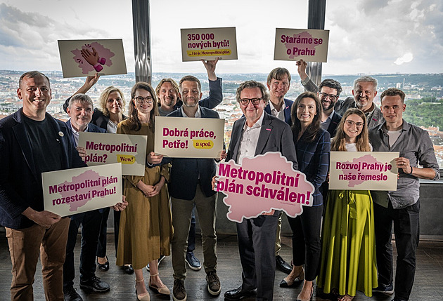 Starostové chtějí získat v Praze 20 procent. Do štábu dorazila hejtmanka Pecková