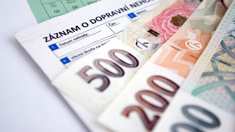 Ani roky bez nehody nezaručí levnou pojistku. Rozhoduje především výběr pojišťovny
