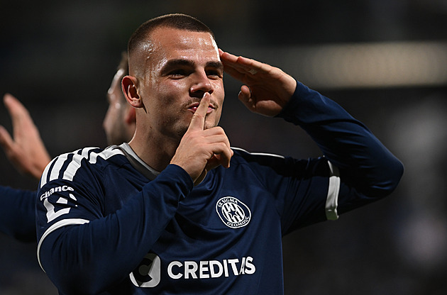 Olomouc - Zbrojovka 3:0, dva góly dal Sejk, druhý po zmatcích kolem penalty